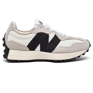 NWT Women’s New Balance 327 Sneakers Size 8